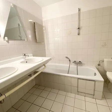 In Near The Апартаменты Ньивпорт