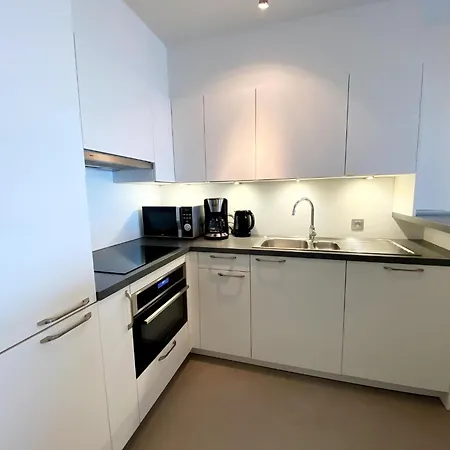 In Near The * Ньивпорт